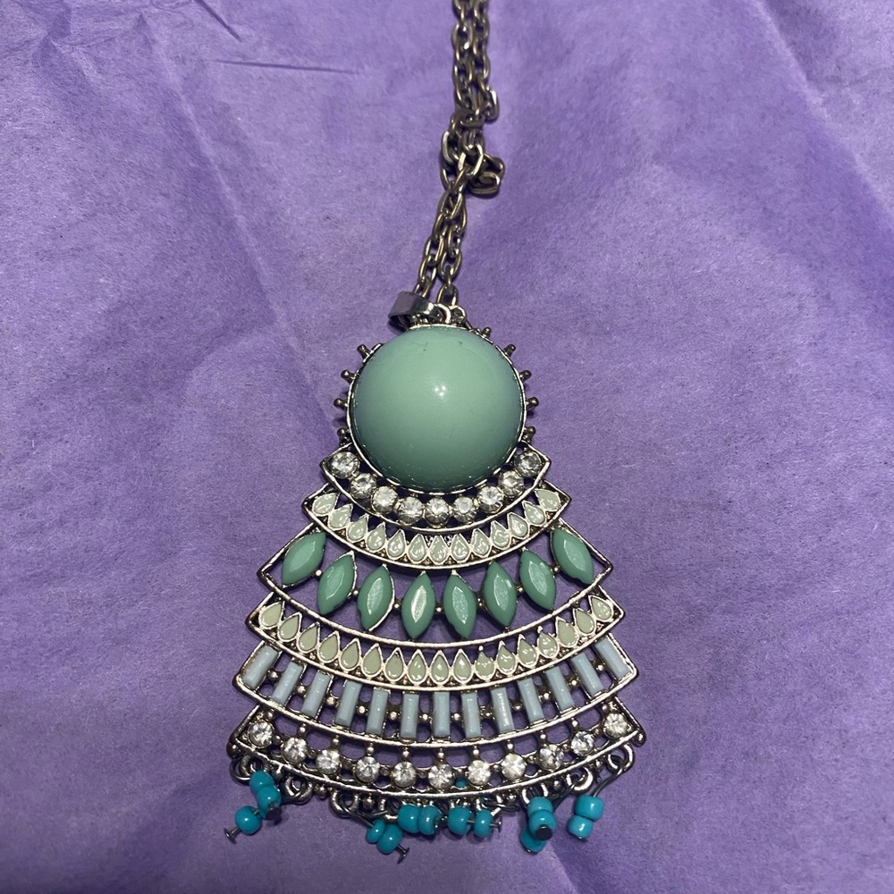 Elegant Silver and Turquoise Pendant Necklace